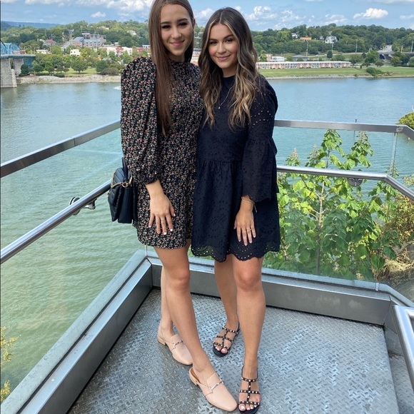 BLACK dress - Picture 4 of 9